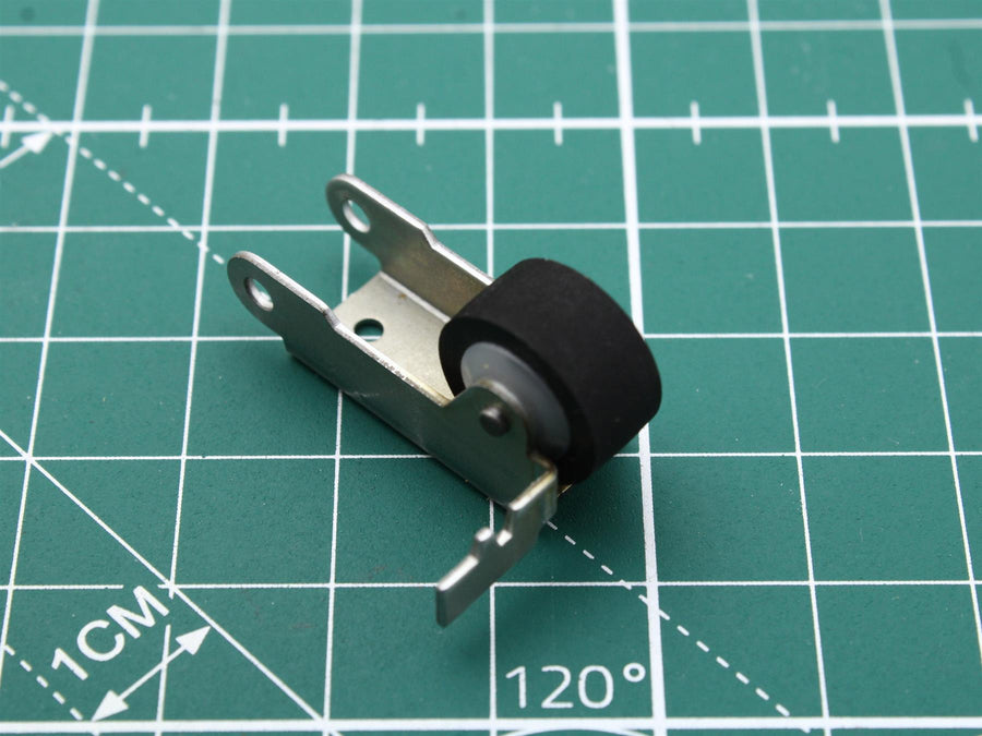 RXC156 – Ensemble bras de galet presseur Pos.(7)
